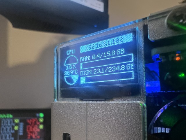 Sunfounder Pironman 5 Review: A Feature-Packed Raspberry Pi 5 Case 19 sunfounder pironman 5 review oled screen