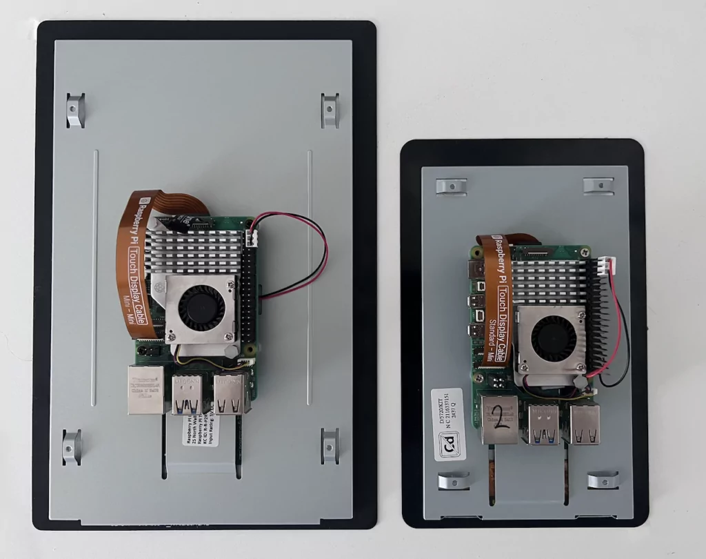 Raspberry Pi Touch Display 2 10-inch - Side by side size comparison with the 7-inch